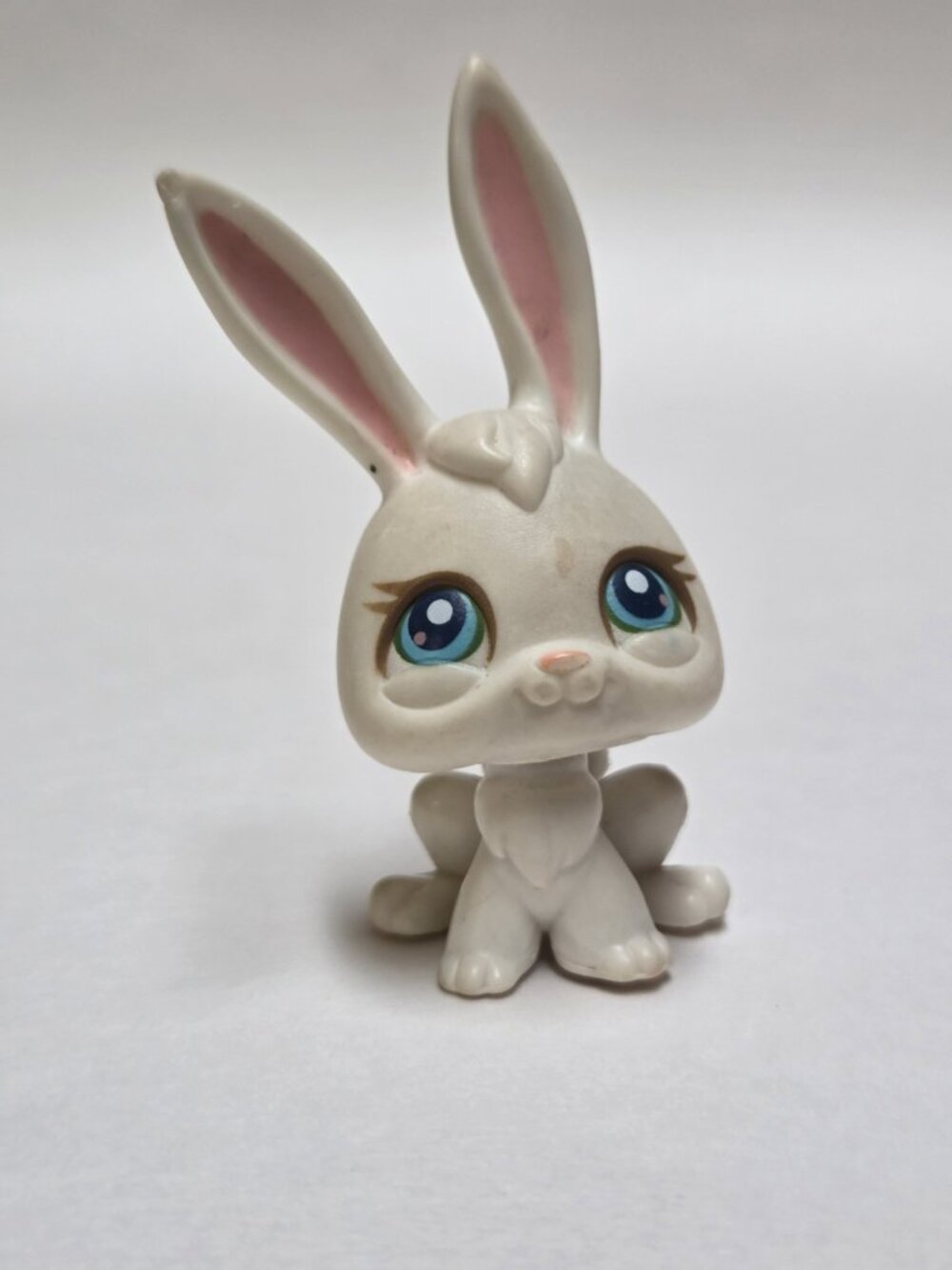 Littlest Pet Shop #3 White Rabbit Authentic Hasbro LPS
